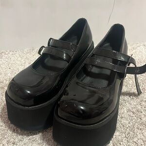 2.5 inch platform shinny mary jane shoes